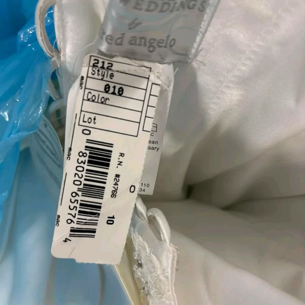 Alfred Angelo Disney Princess Tianna Wedding Dress size 10 NWT - Picture 9 of 9
